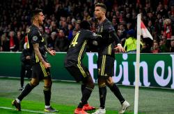 九游体育官方入口-阿贾克斯全队破门，轻松晋级实力尽显