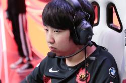 九游体育APP下载-FPX横扫DK，Zeus操刀奇招英雄翻盘峡谷大战成都决赛之夜，锁定晋级资格