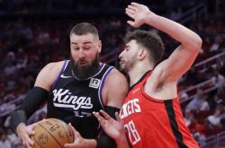 九游娱乐官方-火箭主控伤愈复出，球队战绩反弹的简单介绍