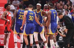 9you娱乐-火箭队再胜雄鹿队，西部决赛连胜2场