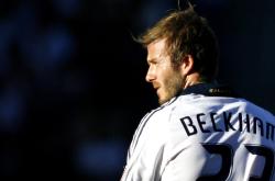 九游娱乐-青涩黄鸭展翅，绝杀寒芒刺破夜空—泰国混双组合的逆袭与统治