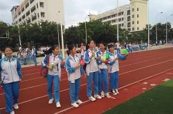 九游娱乐网页-包含英雄之路：运动员勇攀高峰取得胜利的词条