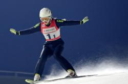 九游VIP-关于女子跳台滑雪项目激烈角逐，加拿大选手获得金牌的信息