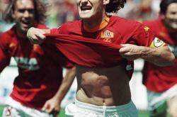 九游中国-沙尔克04连续轮战绩好转，重返德甲争冠集团！的简单介绍