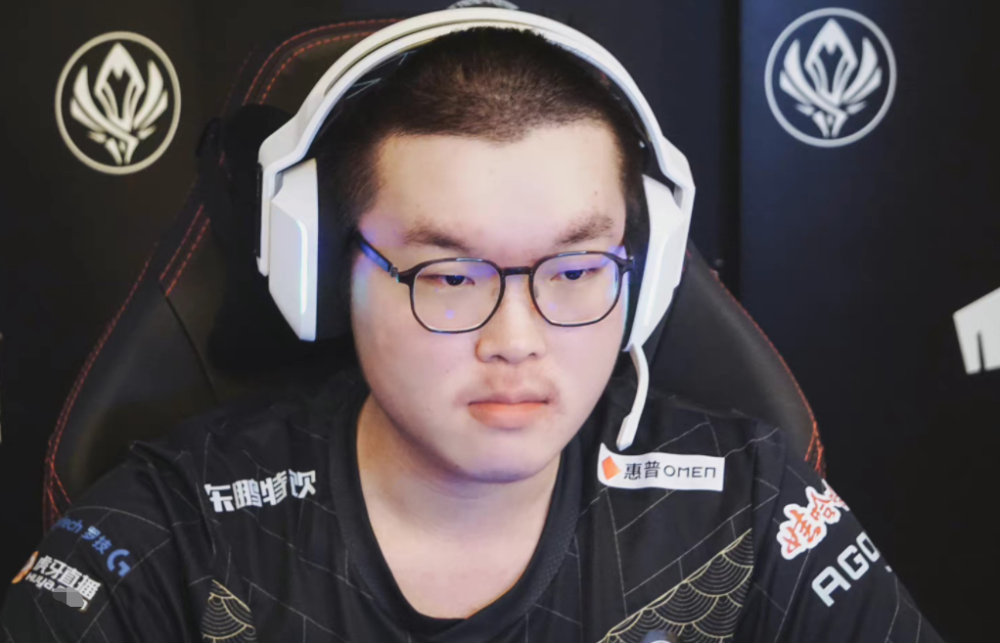 FPX血洗LGD，Jankos打出惊人五杀激烈交锋全球总决赛，留下经典瞬间