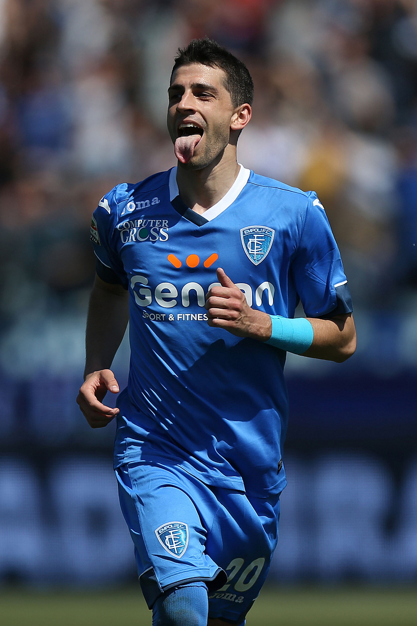 萨索洛表现稳定,球队取得四连胜 萨索洛表现稳定,球队取得四连胜