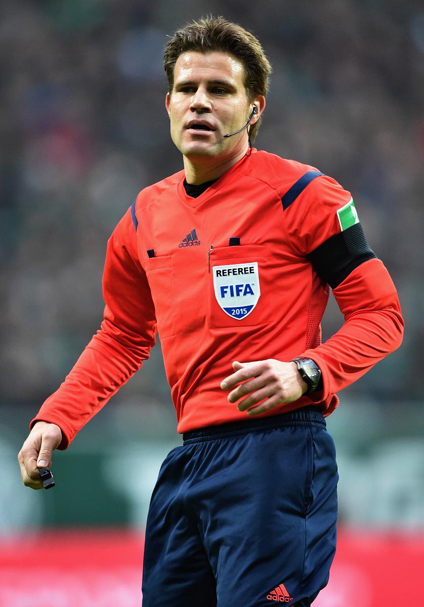 英国网球队鏖战日本网球队，瓦林卡爆发神勇的简单介绍