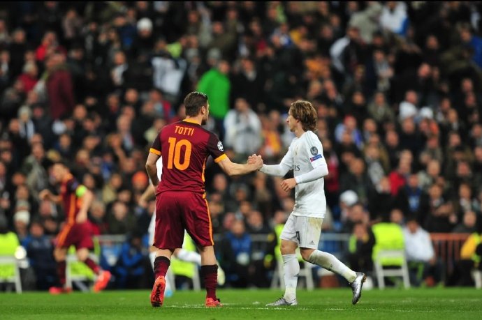 曼城碾压乌拉圭,莫德里奇扛起全队 曼城碾压乌拉圭,莫德里奇扛起全队