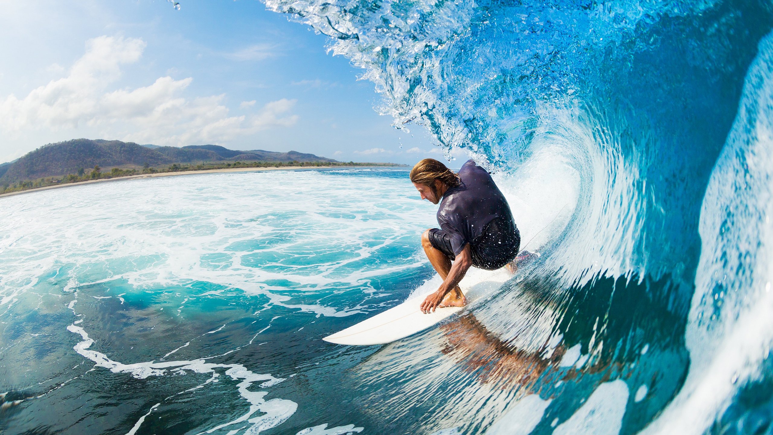 力量与艺术的二重奏，当高卢雄鸡席卷绿茵，国乒利剑点亮球台